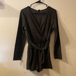 Billabong striped deep Vneck romper size medium